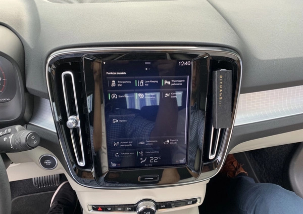 Volvo XC 40 cena 109999 przebieg: 137879, rok produkcji 2019 z Rzepin małe 407